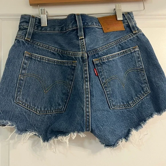 Levi’s 501 shorts - Picture 2 of 6